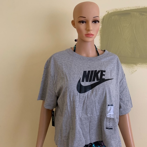 Nike Tops - Sportswear Essential Crop Tee
NIKE